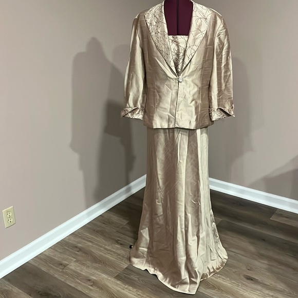 Mother of the Bride Dress Fancy Pretty Dress - Picture 1 of 7